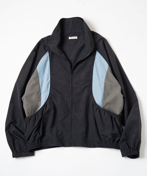 セール】限定展開 Relax Fit 配色切り替え ジップアップ