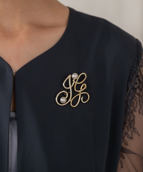 epic day(エピックデイ)の「パール付きニュアンスブローチ(ブローチ/コサージュ・レディース・ゴールド・F)」の5枚目の写真