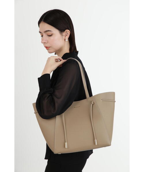 JILL STUART（ジルスチュアート）の「◆ナロウストリングトート（トートバッグ・レディース・ホワイト/ベージュ/ブラック・ﾌﾘ-）」の21枚目の写真