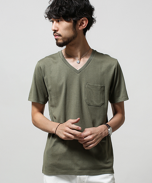 NANO universe(ナノユニバース)の「Anti Soaked C/R Vneck T(Tシャツ/カットソー・メンズ・カーキ/ネイビー/ブルー・SMALL/LARGE/MEDIUM)」の2枚目の写真