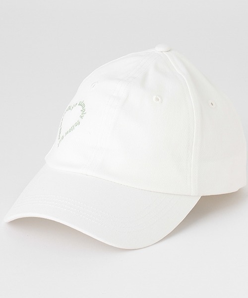 LOVETOXIC（ラブトキシック）の「ハート刺しゅうキャップ（キャップ・キッズ・ベージュ/ホワイト/ネイビー・FREE）」の2枚目の写真