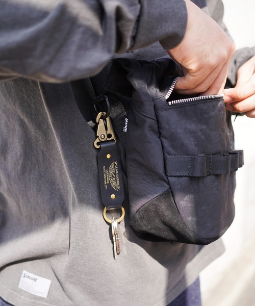 schott（ショット）の「Schott/ショット/MILITARY HOOK/ミリタリー フック（キーホルダー・メンズ・ブラック・F）」の5枚目の写真