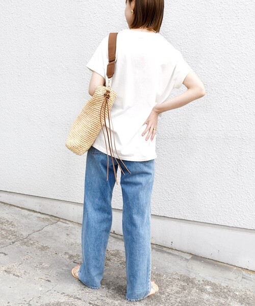 SHIPS(シップス)の「【WEB限定】〈手洗い可能〉フラワー 箔 プリント ロゴ TEE(Tシャツ/カットソー・レディース・ダークグレー/ストーン/オフホワイト/チャコールグレー・ONE SIZE)」の13枚目の写真