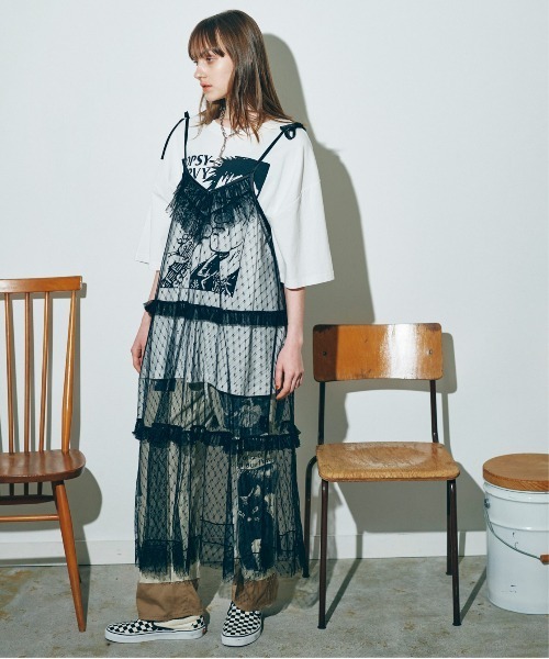 RNA(アールエヌエー)の「M2245 パンクスメガBIG T(Tシャツ/カットソー・レディース・ブラック/ホワイト/ライム・MEDIUM)」の19枚目の写真