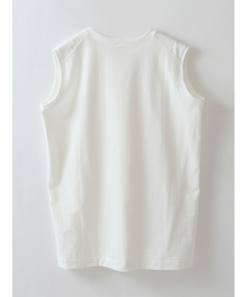 HER.（ハー）の「Ｖネックプルオーバー（Tシャツ/カットソー・レディース・ブラック/ベージュ/オフホワイト・フリー）」の6枚目の写真