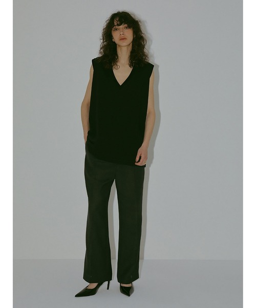 HER.（ハー）の「Ｖネックプルオーバー（Tシャツ/カットソー・レディース・ブラック/ベージュ/オフホワイト・フリー）」の10枚目の写真