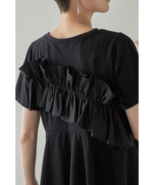 &. NOSTALGIA(アンドドットノスタルジア)の「フリルギャザーカットプルオーバー(Tシャツ/カットソー・レディース・ブラック/オフホワイト・M)」の17枚目の写真