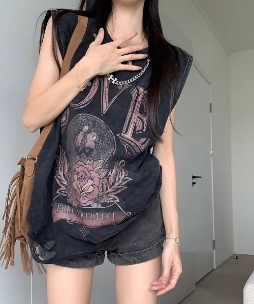 GEMEDA(ジェメダ)の「プリントノースリーブTシャツ(Tシャツ/カットソー・レディース・ブラック/ダークグレー・M)」の15枚目の写真