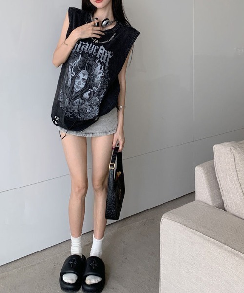 新品・未使用】ノースリーブTシャツ Dolce & Gabbana サイズM