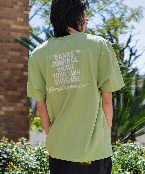 BANKS（バンクス）の「DESIGN TEE/BANKS(バンクス)スタンダードシルエットワンポイントバックプリント半袖カットソー（Tシャツ/カットソー・メンズ・グリーン系その他/オフホワイト・LARGE/MEDIUM/X-LARGE）」の11枚目の写真