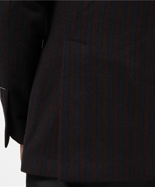 LARDINI（ラルディーニ）の「LARDINI / ストライプ ダブルブレスト