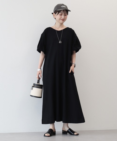 AMERICAN HOLIC（アメリカンホリック）の「袖コンシャスVネックカットワンピース（ワンピース・レディース・ブラック・M/L）」の2枚目の写真