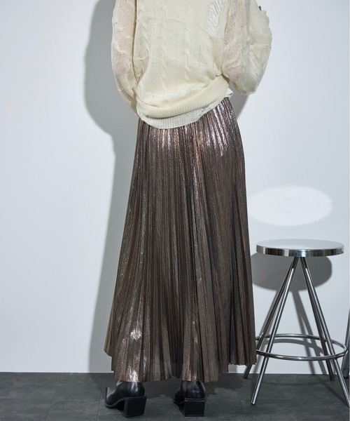 THE YOn（ザヨン）の「メタリックプリーツスカート（スカート・レディース・シルバー/ブロンズ/ブラック・FREE）」の9枚目の写真