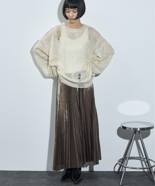 THE YOn（ザヨン）の「メタリックプリーツスカート（スカート・レディース・シルバー/ブロンズ/ブラック・FREE）」の5枚目の写真