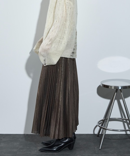THE YOn（ザヨン）の「メタリックプリーツスカート（スカート・レディース・シルバー/ブロンズ/ブラック・FREE）」の8枚目の写真
