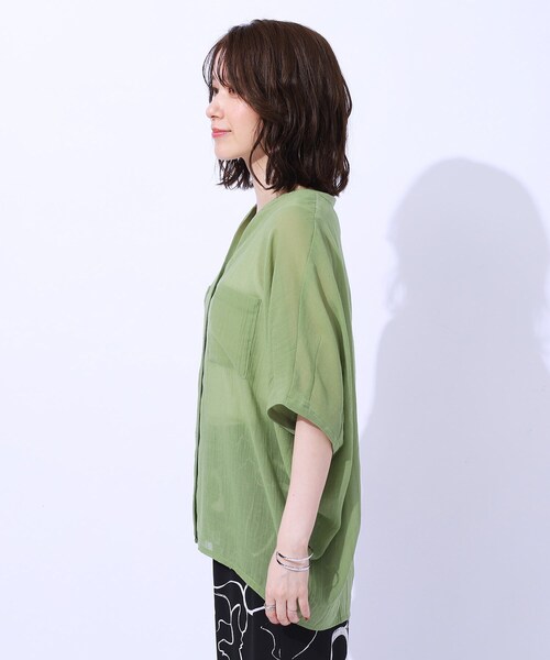 Cutie Blonde（キューティーブロンド）の「◆大人の透け感 ワッシャードルマンシャツ（シャツ/ブラウス・レディース・ブラック/ホワイト系/スモーキーグリーン系・02/03/04）」の17枚目の写真