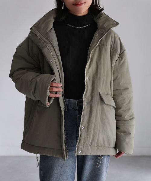 Riberry（リベリー）の「マルチポケット中綿ミドルナイロンダウン（ダウンジャケット/コート・レディース・アイボリー/カーキ/ブラック・MEDIUM）」の5枚目の写真