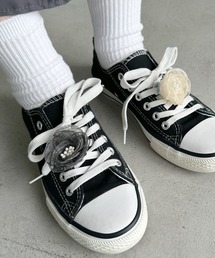 iso（イソ）の「フラワーコサージュ スニーカーチャーム【1個】（シューズアクセサリー）」