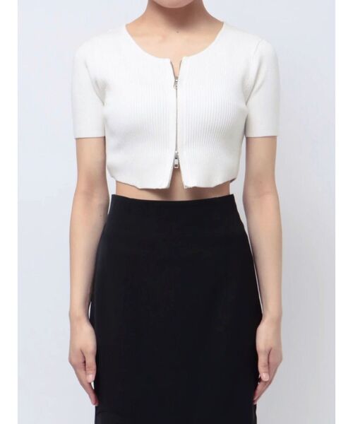 RESEXXY（リゼクシー）の「ジップデザインクロップドニットトップス（ニット/セーター・レディース・ベージュ/ホワイト/ピンク/ブラック・FREE）」の13枚目の写真