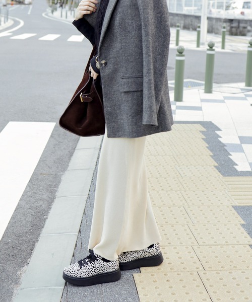 SESTO（セスト）の「軽量厚底レースアップボリュームスニーカー（スニーカー・レディース・シルバー/ブラック/ブラウン系その他/アイボリー・S/M/L/LL/3L）」の8枚目の写真