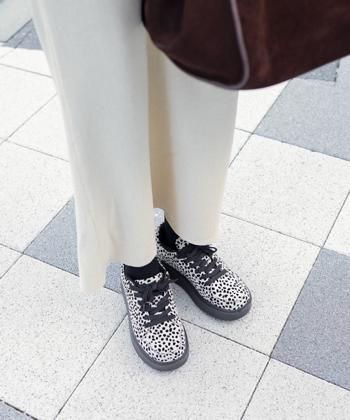 SESTO（セスト）の「軽量厚底レースアップボリュームスニーカー（スニーカー・レディース・シルバー/ブラック/ブラウン系その他/アイボリー・S/M/L/LL/3L）」の7枚目の写真