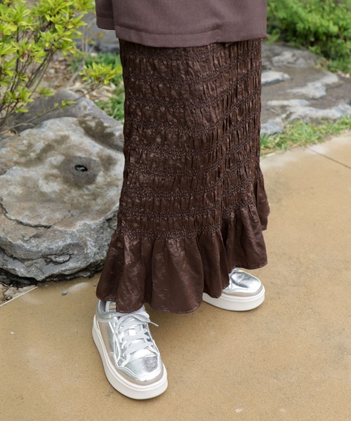 SESTO（セスト）の「軽量厚底レースアップボリュームスニーカー（スニーカー・レディース・シルバー/ブラック/ブラウン系その他/アイボリー・S/M/L/LL/3L）」の15枚目の写真