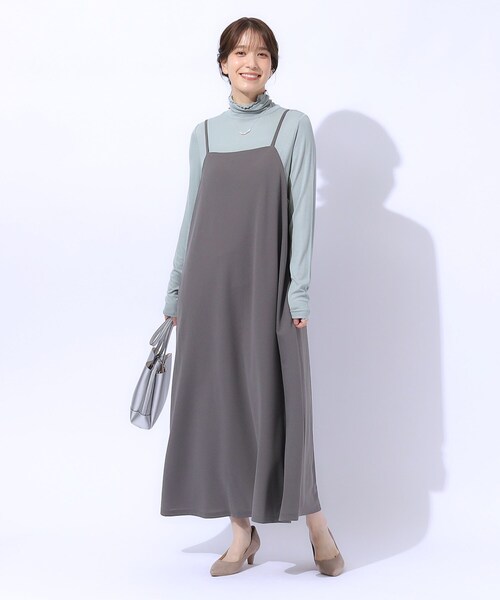 SHOO・LA・RUE（シューラルー）の「【高レビュー/洗える】ポケット付きが嬉しい フレアキャミワンピース（ワンピース・レディース・ブラック/チャコールグレー/キャメル・04/02/03）」の5枚目の写真