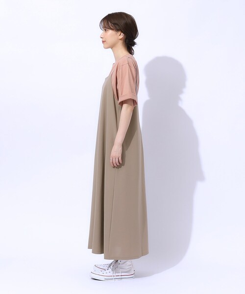 SHOO・LA・RUE（シューラルー）の「【高レビュー/洗える】ポケット付きが嬉しい フレアキャミワンピース（ワンピース・レディース・ブラック/チャコールグレー/キャメル・04/02/03）」の14枚目の写真