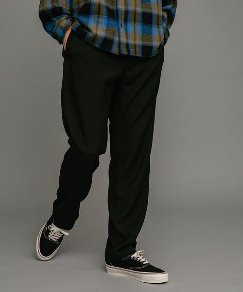 URBAN RESEARCH Sonny Label（アーバンリサーチサニーレーベル）の「ワンタックイージースリムパンツ（その他パンツ・メンズ・チャコールグレー/ネイビー・MEDIUM/LARGE/X-LARGE）」の19枚目の写真