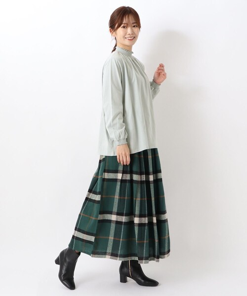 one'sterrace(ワンズテラス)の「シャーリング綿カットソープルオーバー(Tシャツ/カットソー・レディース・ベージュ系9/アイボリー系8/ブラック系8/サックスブルー系8・02)」の18枚目の写真