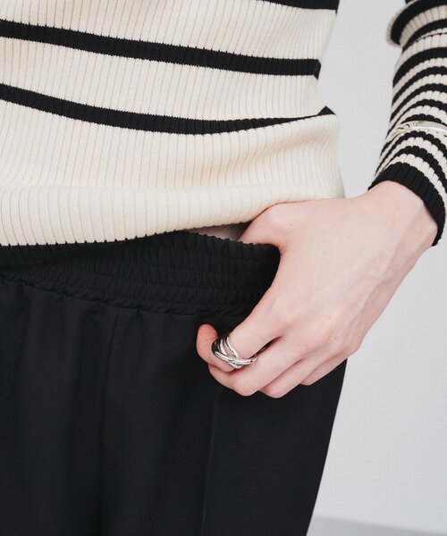 cloenc（クロエンス）の「◆【セットアップ／マシンウォッシュ】サイドラインタック入りテーパードパンツ（その他パンツ・レディース・グレー系その他3/ナチュラル/ブラック・01/02/03）」の12枚目の写真