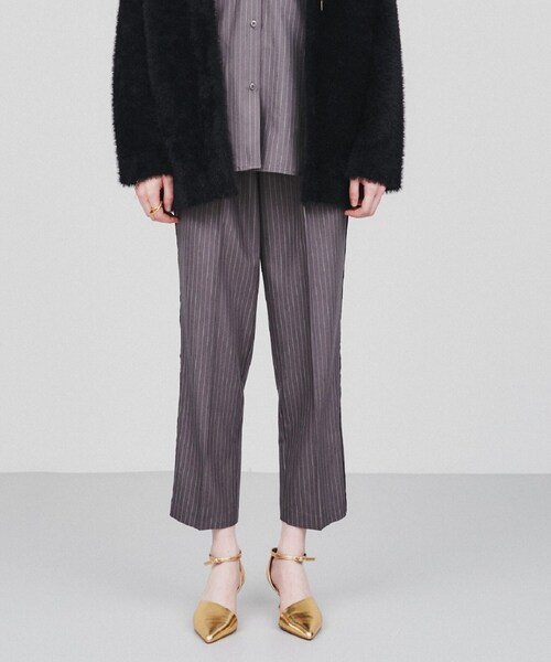 cloenc（クロエンス）の「◆【セットアップ／マシンウォッシュ】サイドラインタック入りテーパードパンツ（その他パンツ・レディース・グレー系その他3/ナチュラル/ブラック・01/02/03）」の14枚目の写真