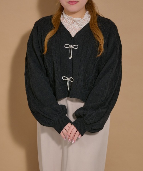 Louiosy（ルオシー）の「【大きいサイズ】リボンケーブルカーディガン（ニット/セーター・レディース・レッド/ブラック/アイボリー・3L/4L）」の9枚目の写真