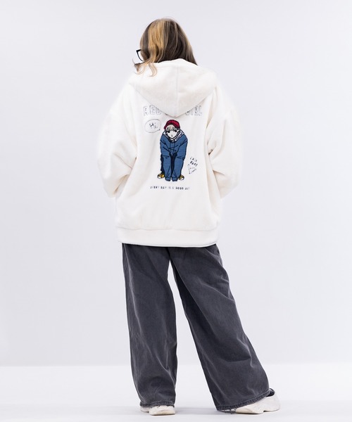 Red Cap Girl(レッドキャプガール)の「【a-r】〔Red Cap Girl/レッドキャップガール〕ラビットファー バックフェルト刺繍 フードジャケット(ブルゾン・レディース・ホワイト/ブラック/モカ・MEDIUM/LARGE)」の14枚目の写真