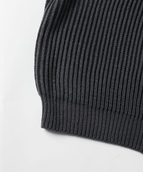 MSG(エムエスジー)の「メタルプレートヴィンテージライクダブルジップアップニット(ニット/セーター・メンズ・ブラック系/グレー系/ブラウン系・S/M/L/XL)」の14枚目の写真