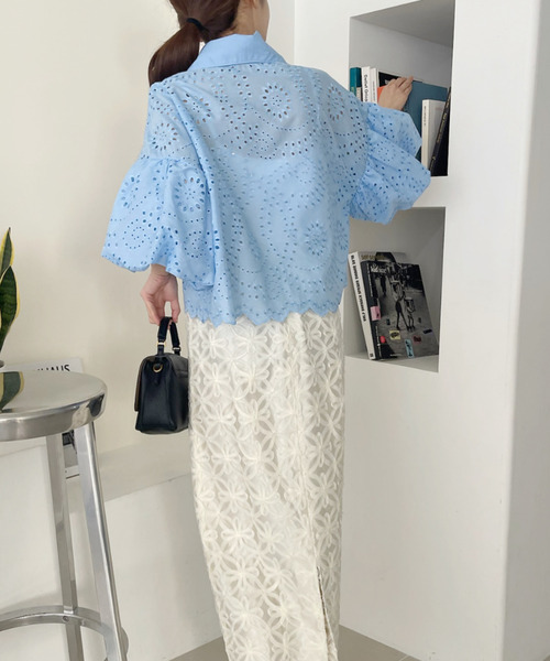 Eclat one(エクラワン)の「【Eclat one】ビッグカラー アイレット レース バルーンスリーブ シャツブラウス(シャツ/ブラウス・レディース・ホワイト/ブルー/ブラック・FREE)」の16枚目の写真