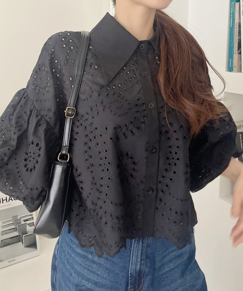Eclat one(エクラワン)の「【Eclat one】ビッグカラー アイレット レース バルーンスリーブ シャツブラウス(シャツ/ブラウス・レディース・ホワイト/ブルー/ブラック・FREE)」の22枚目の写真