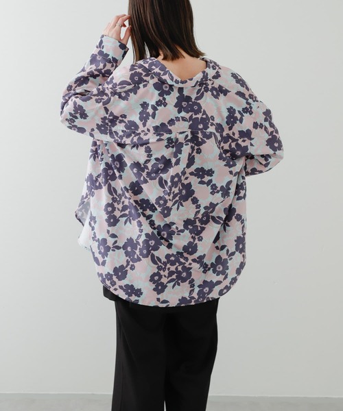 フラワーパターン 長袖シャツ daf4a5e8dc9a25dce5093f612305ed