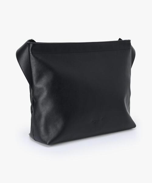 agnes b.(アニエスベー)の「ショルダーバッグ YAH01-03(ショルダーバッグ・メンズ・ブラック・FREE)」の3枚目の写真