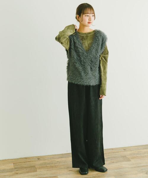 ITEMS URBANRESEARCH（アイテムズ アーバンリサーチ）の「シアーベロアロングTシャツ（Tシャツ/カットソー・レディース・オフホワイト/チャコールグレー/マスタード・FREE）」の6枚目の写真