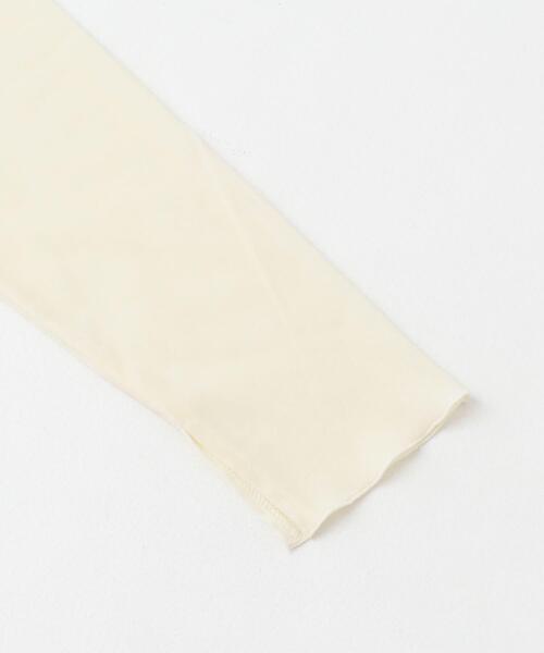 ITEMS URBANRESEARCH（アイテムズ アーバンリサーチ）の「シアーベロアロングTシャツ（Tシャツ/カットソー・レディース・オフホワイト/チャコールグレー/マスタード・FREE）」の13枚目の写真