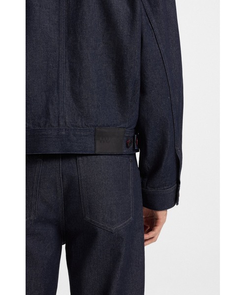 HUGO(ヒューゴ)の「リラックスフィットジャケット ダークブルー ジャパニーズデニム(デニムジャケット・メンズ・ダークブルー・XXL/XL/S/M/L)」の4枚目の写真