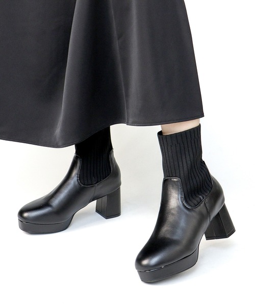 LibertyDoll(リバティードール)の「LibertyDoll/+6.5cm ニットヒールブーツ ソックスブーツ(9154)(ブーツ・レディース・アイボリー/ブラック/シルバー/ダークブラウン・S/M/L/LL)」の1枚目の写真