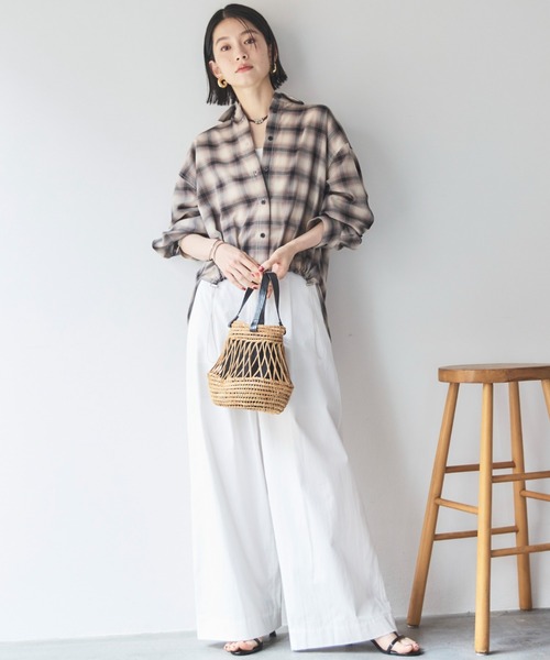 Doux archives（ドゥアルシーヴ）の「タックワイドパンツ（その他パンツ・レディース・ベージュ/ネイビー/ホワイト・36/38）」の22枚目の写真