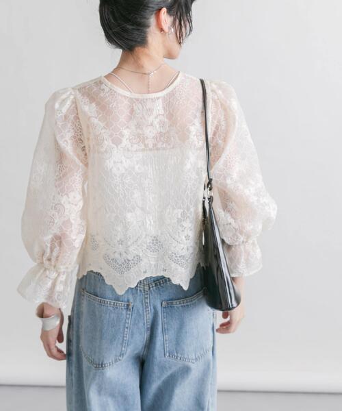 KBF(ケイビーエフ)の「オーガンジー刺繍クロップドブラウス(シャツ/ブラウス・レディース・アイボリー/ブラック/ピンク・ONE)」の8枚目の写真