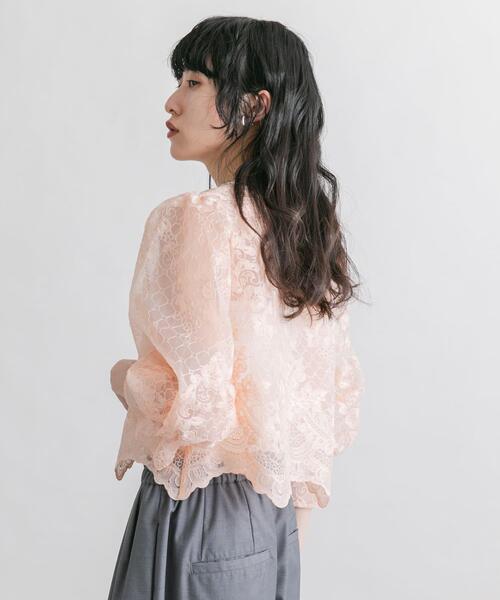 KBF(ケイビーエフ)の「オーガンジー刺繍クロップドブラウス(シャツ/ブラウス・レディース・アイボリー/ブラック/ピンク・ONE)」の14枚目の写真