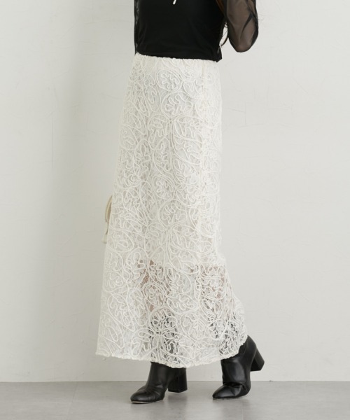 nissen（ニッセン）の「レースコード刺しゅうナロースカート（スカート・レディース・サックスブルー/ブラック/キナリ・M/L/LL）」の2枚目の写真