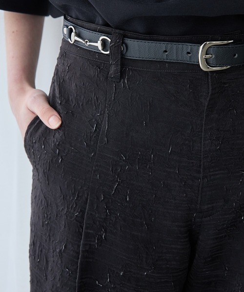 Spielio】Foil printed embossed slacks/ 箔プリントシボ加工