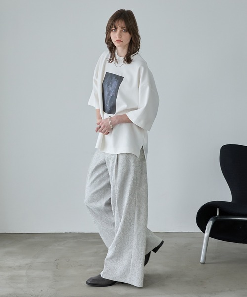 Spielio】Foil printed embossed slacks/ 箔プリントシボ加工