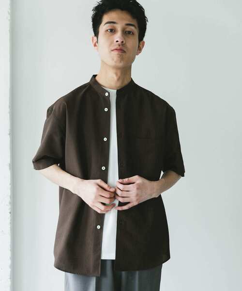 URBAN RESEARCH DOORS（アーバンリサーチドアーズ）の「『XLサイズ/WEB限定』『吸水速乾』セオアルファバンドカラーショートスリーブシャツ（シャツ/ブラウス・メンズ・オフホワイト/チャコールグレー/ロイヤルブルー/ブラウン/ライトグレー・MEDIUM/LARGE/X-LARGE）」の15枚目の写真